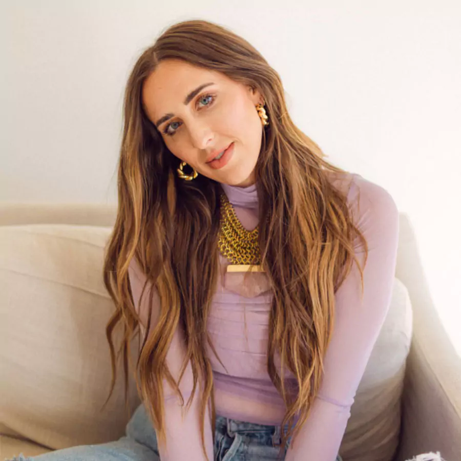 Elizabeth Faye